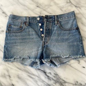 Like New Levi’s Cutoff Denim Short